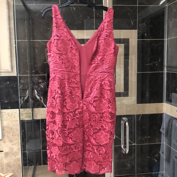 Adrianna Papell coral dress size 8, brand new with tags. - Picture 5 of 7